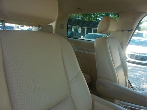 Used 2008 Cadillac Escalade 2WD image 40
