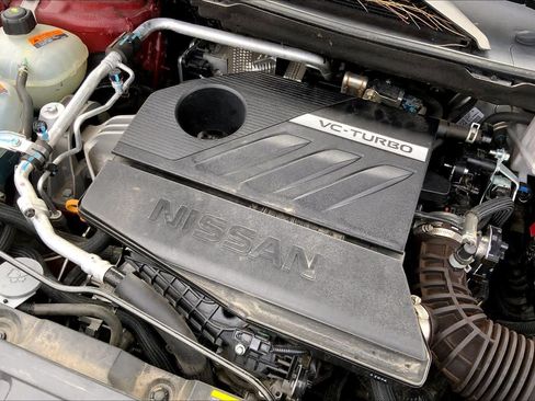Used 2025 Nissan Rogue SV AWD/4WD image 33