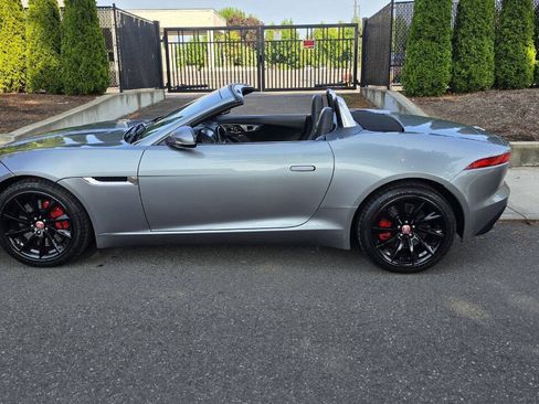 Used 2015 Jaguar F-TYPE Convertible RWD image 23