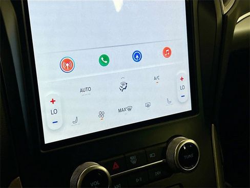 Used 2021 Ford Edge SEL w/ Cargo Accessory Package image 15