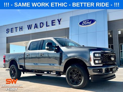 New 2026 Ford F250 Lariat w/ Black Appearance Package image 1