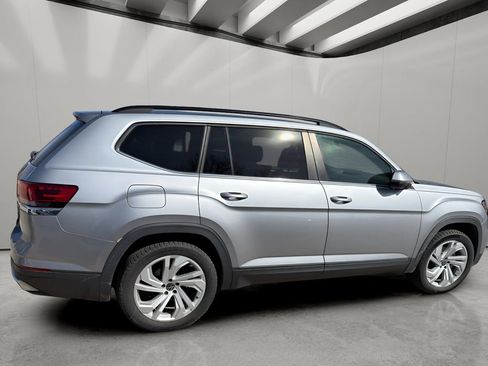 Used 2021 Volkswagen Atlas SE image 18