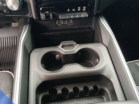 Used 2021 RAM 1500 Laramie w/ Sport Appearance Package image 20