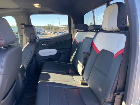 Used 2024 GMC Canyon AT4X image 22