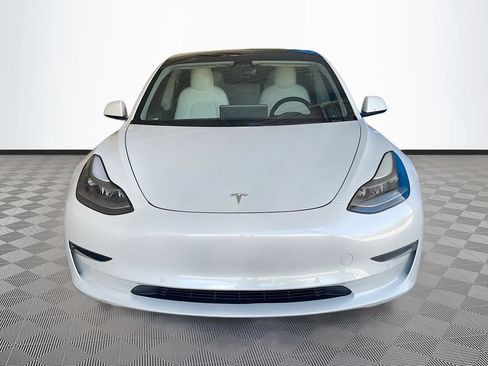 Used 2021 Tesla Model 3 Standard Range Plus RWD image 2