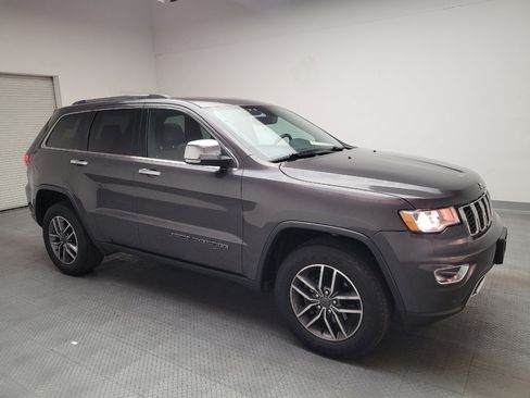 Used 2020 Jeep Grand Cherokee Limited w/ Luxury Group II image 11