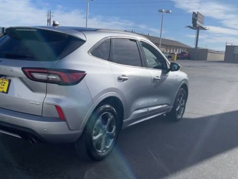 Used 2024 Ford Escape ST-Line w/ Tech Pack #1 image 9