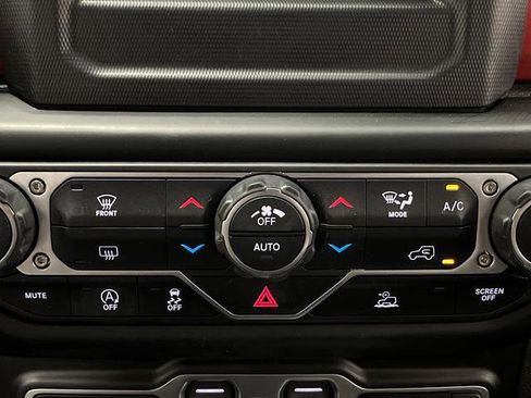 Used 2021 Jeep Wrangler Unlimited Rubicon image 16