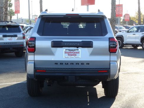 New 2025 Toyota 4Runner TRD Off-Road Premium image 6