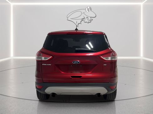 Used 2016 Ford Escape SE FWD image 4
