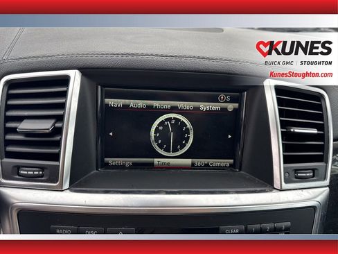 Used 2015 Mercedes-Benz GL 450 4MATIC image 29