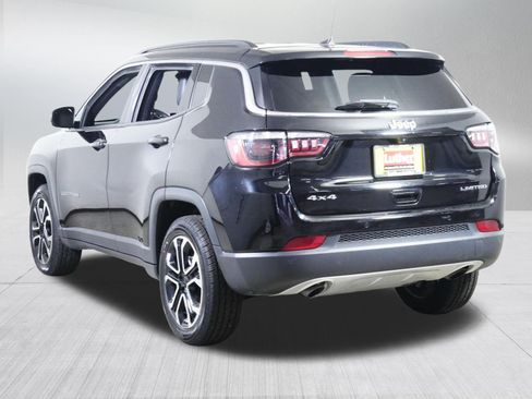 Used 2023 Jeep Compass Limited AWD/4WD image 5