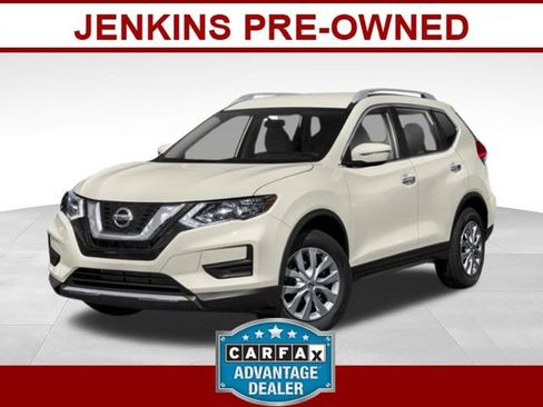 Used 2017 Nissan Rogue SV w/ SV Premium Package FWD image 1