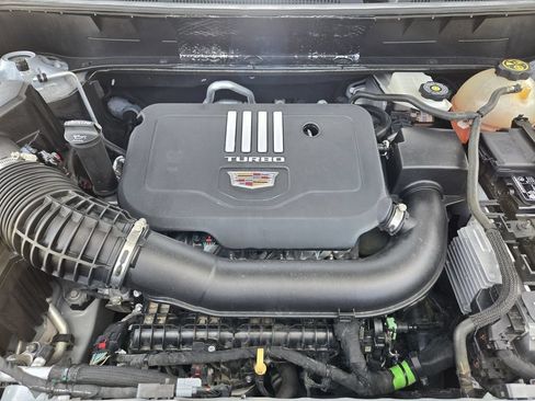Used 2021 Cadillac XT6 Luxury w/ LPO, Floor Liner Package FWD image 34