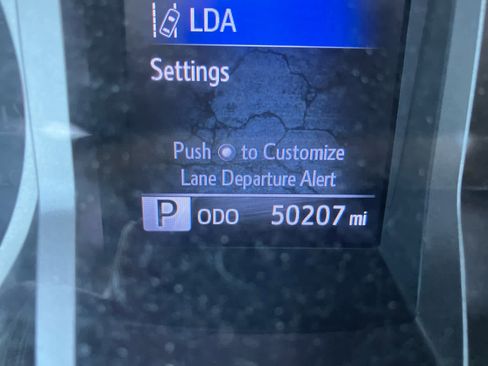 Certified 2020 Toyota Tacoma Limited image 16