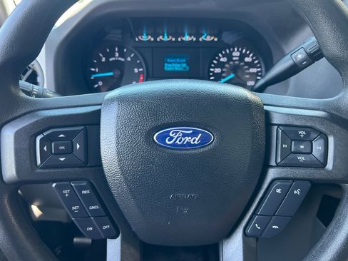 Used 2022 Ford E-450 and Econoline 450 Super Duty w/ Power Windows & Locks Group image 24