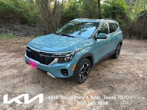 Certified 2024 Kia Seltos EX AWD/4WD image 3