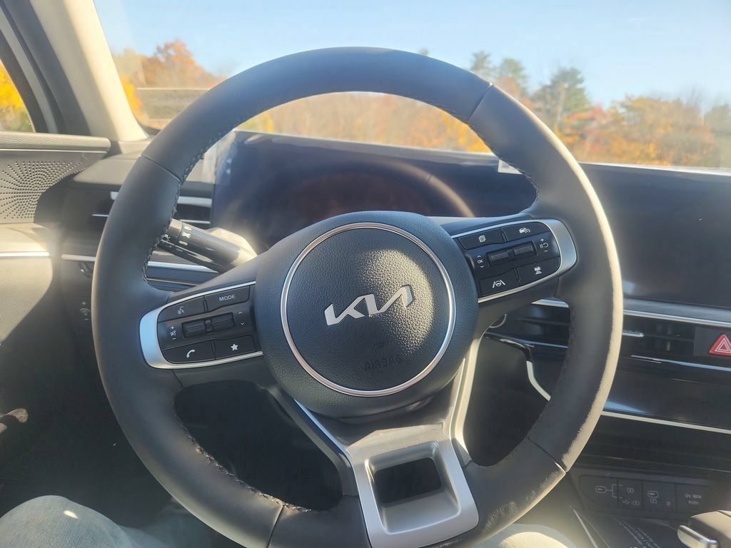 New 2026 Kia K5 EX FWD image 13