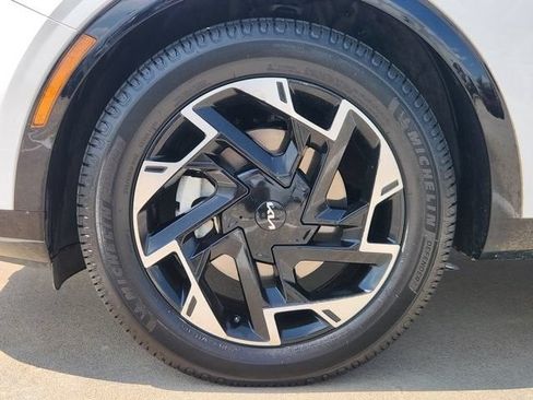 Used 2024 Kia Sportage SX FWD image 10