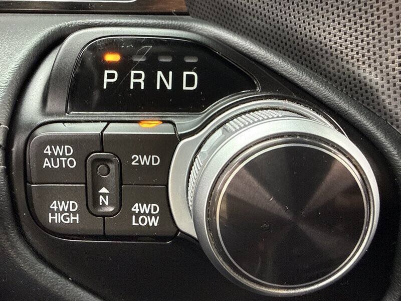 Used 2022 RAM 1500 Limited w/ Body Color Bumper Group AWD/4WD image 31