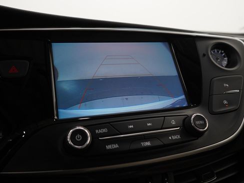 Used 2020 Buick Envision Essence AWD/4WD image 30