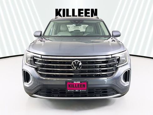 Used 2024 Volkswagen Atlas SE image 2