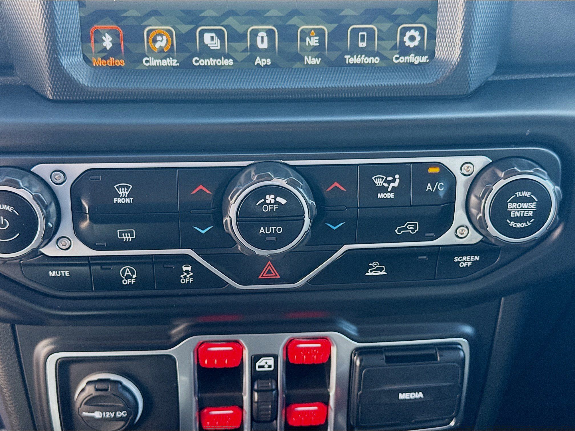 Used 2021 Jeep Gladiator Overland w/ Popular Equipment Package AWD/4WD image 14