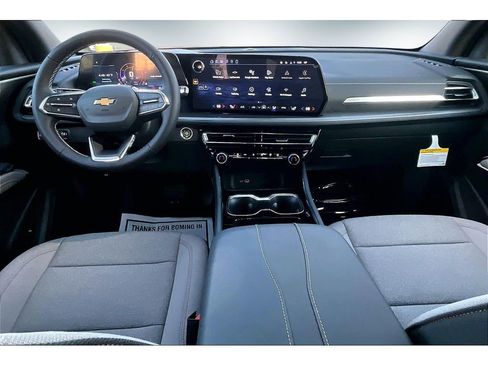 New 2026 Chevrolet Traverse LT image 5