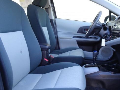 Used 2012 Toyota Prius C Two image 14