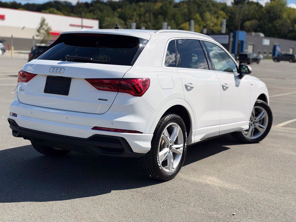 Used 2024 Audi Q3 2.0T Premium Plus AWD/4WD image 7