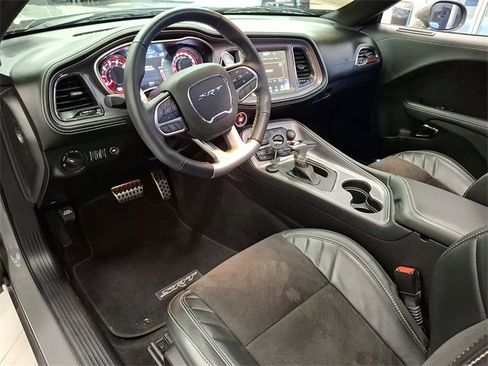 Used 2023 Dodge Challenger SRT Hellcat image 2