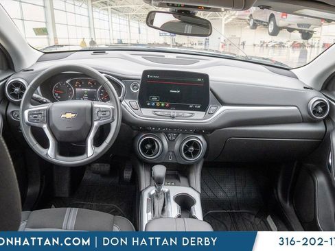 Used 2024 Chevrolet Blazer LT w/ Convenience Package image 4