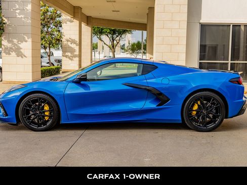 Used 2025 Chevrolet Corvette Stingray Preferred Cpe w/ Stealth Interior Trim Package RWD image 5