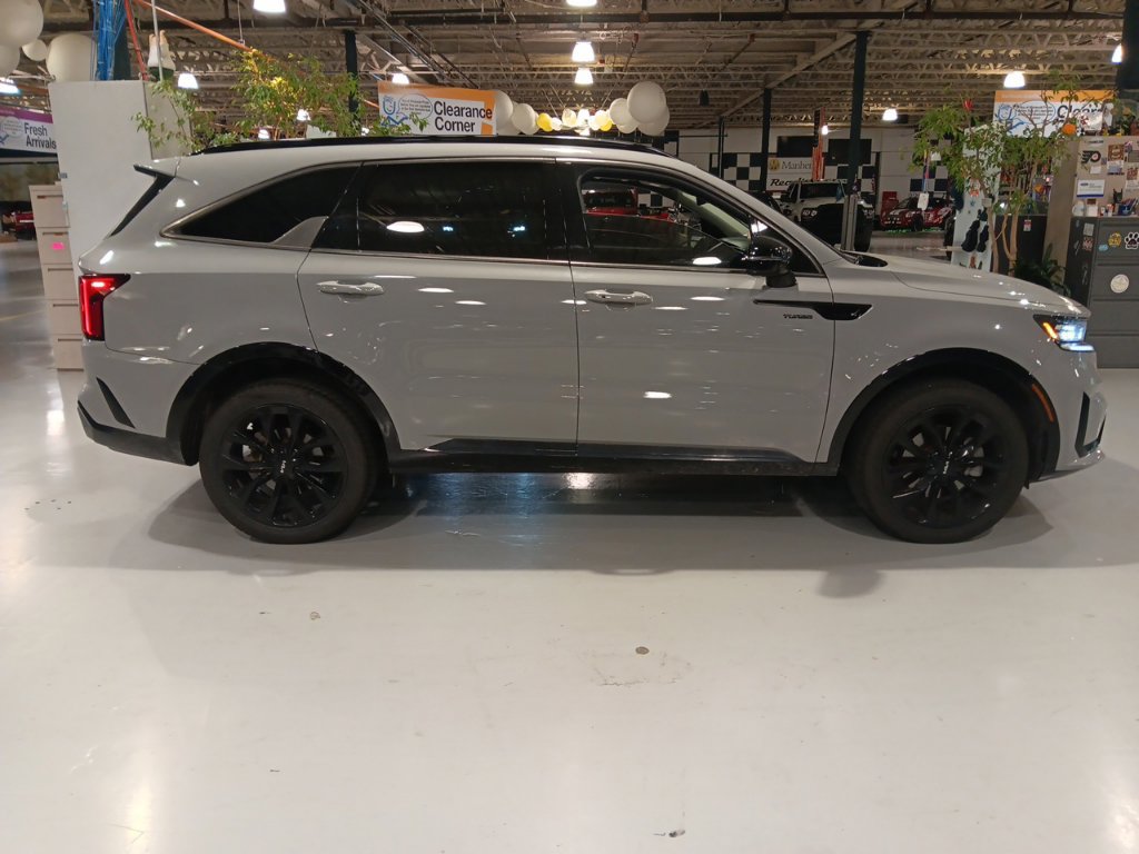 Used 2022 Kia Sorento SX AWD/4WD image 10