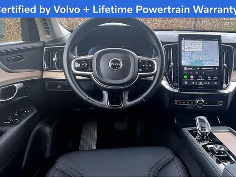 Certified 2025 Volvo XC90 B6 Plus image 8