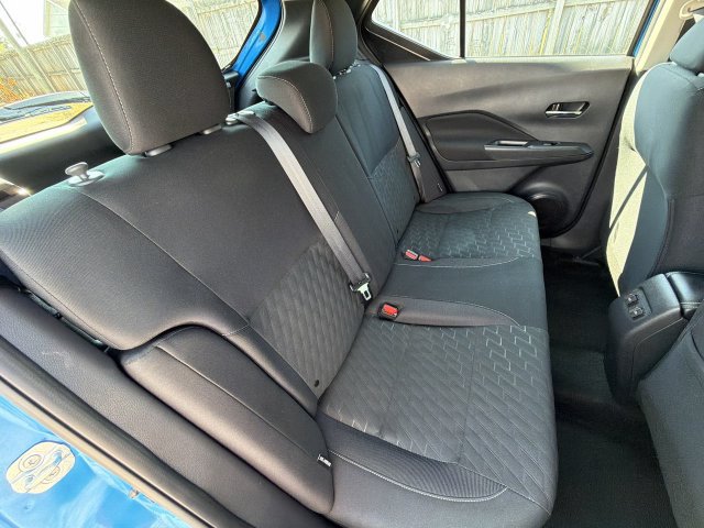 Used 2024 Nissan Kicks SV w/ Interior Electronics Package FWD image 26
