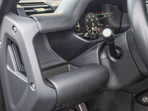 Used 2023 Land Rover Defender 130 X image 32