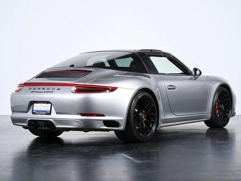 Used 2019 Porsche 911 Targa 4 GTS AWD/4WD image 3