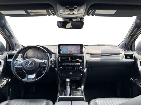 Used 2023 Lexus GX 460 Luxury w/ Sport Design Package AWD/4WD image 12