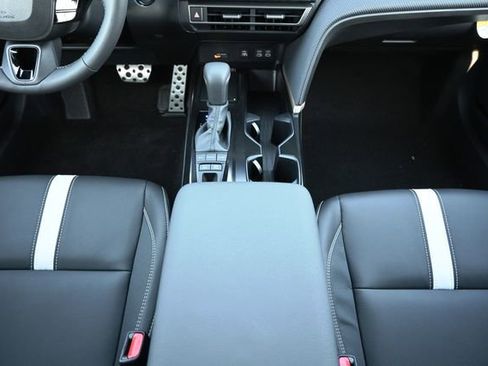 New 2026 Toyota Camry Hybrid AWD/4WD image 21