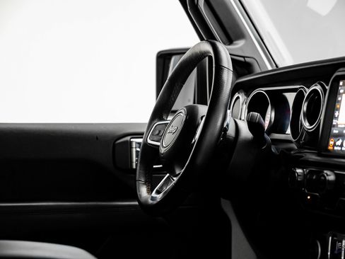 Used 2022 Jeep Wrangler Unlimited Rubicon w/ Xtreme Recon 35" Tire Package image 43