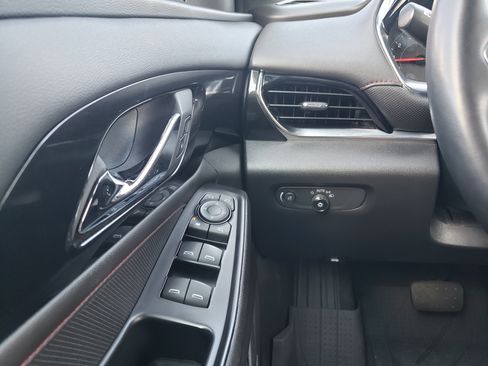 Used 2023 Chevrolet Traverse RS w/ LPO, Floor Liner Package FWD image 15