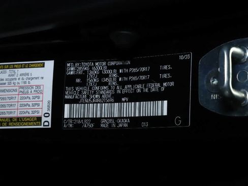 Certified 2024 Toyota 4Runner SR5 Premium w/ Moonroof Package AWD/4WD image 21