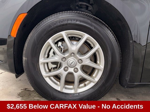 Used 2026 Chrysler Pacifica Select FWD image 27