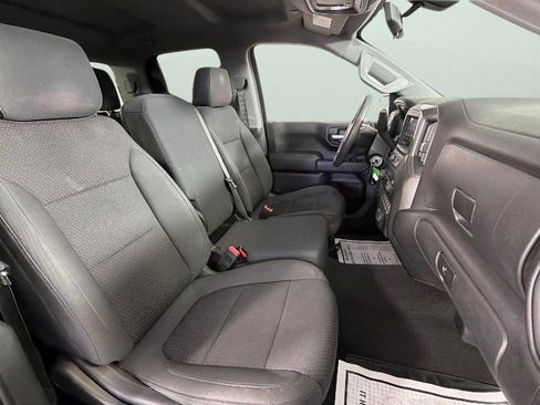 Used 2020 Chevrolet Silverado 1500 Custom w/ Custom Value Package RWD image 33