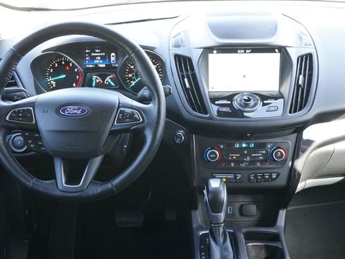 Certified 2019 Ford Escape Titanium FWD image 24