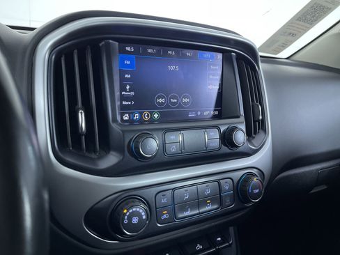 Used 2019 Chevrolet Colorado LT w/ LT Convenience Package image 17
