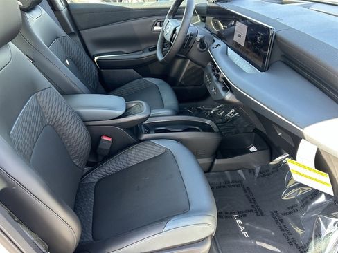 New 2026 Nissan Leaf Platinum+ w/ Cargo Package (Platinum+) image 13