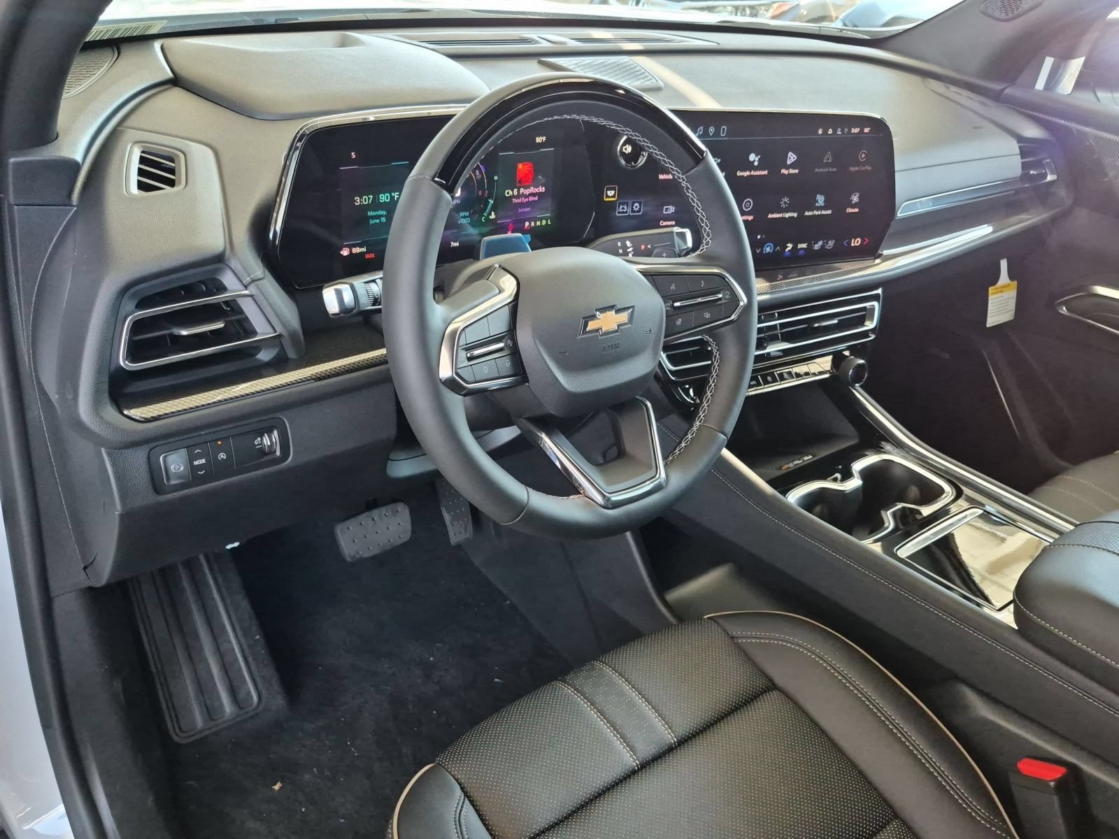 New 2026 Chevrolet Traverse High Country FWD image 8