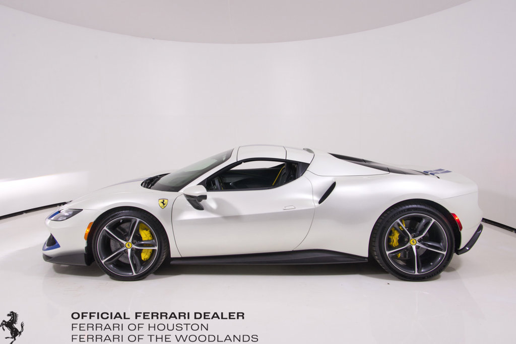 Used 2024 Ferrari 296 GTS RWD image 28